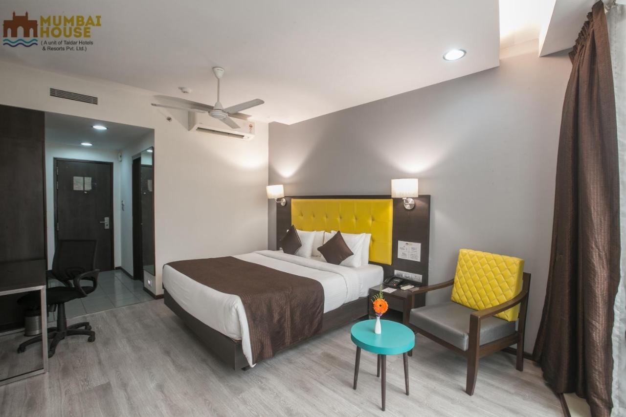 Hotel Mumbai House Airoli, Нави Мумбаи Экстерьер фото