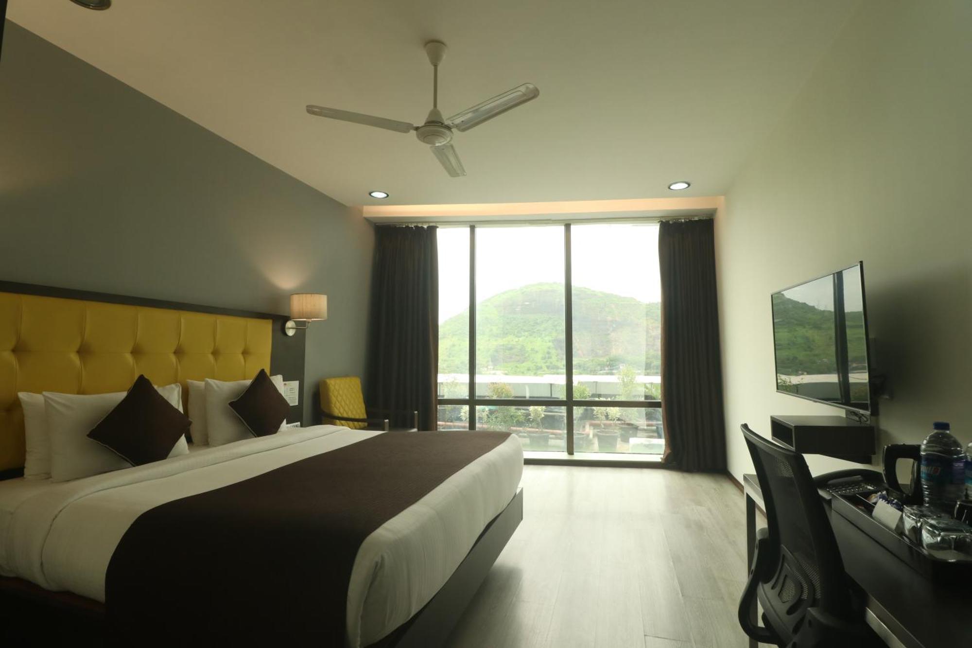 Hotel Mumbai House Airoli, Нави Мумбаи Экстерьер фото